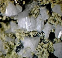 /album/galerie-photos/souraide-epidote-prehnite-6154-mod1-jpg/